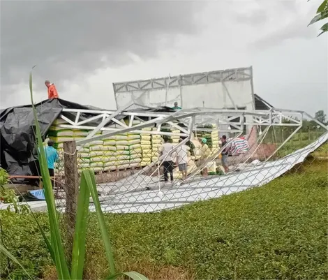 Vĩnh Thuận Đông mưa lớn kèm lốc xoáy gây thiệt hại hơn 500 triệu đồng