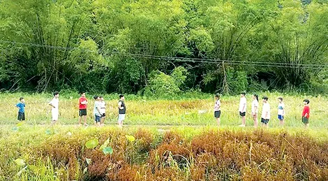 Trở về tuổi thơ với “Cách em 1 milimet”