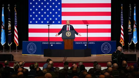 Ông Trump yêu cầu Lầu Năm Góc “xử lý kẻ thù từ bên trong”