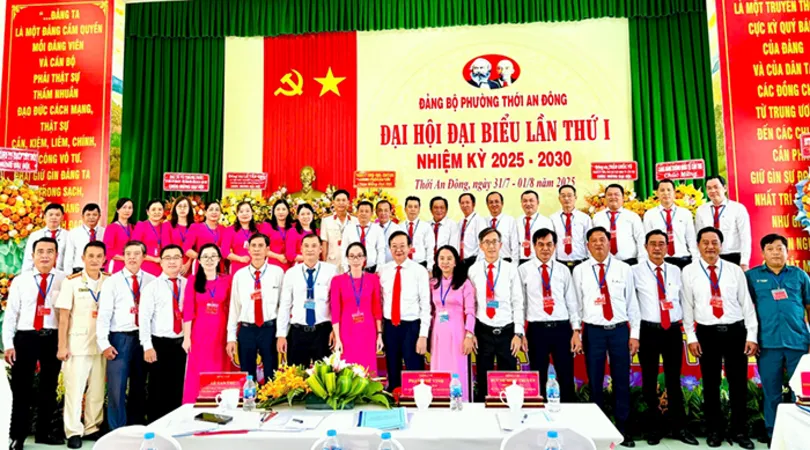 Kiên định thực hiện Nghị quyết Trung ương 4, tạo nền tảng phát triển vững vàng sau hợp nhất