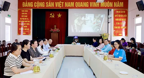 Trung ương Hội LHPN Việt Nam: Tuyên dương 84 tập thể, cá nhân điển hình trong thực hiện Cuộc vận động "5 không, 3 sạch" và Chương trình "Mẹ đỡ đầu"