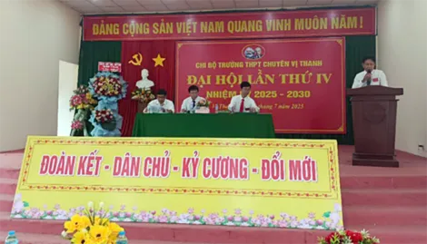 Đoàn kết tạo nên sức mạnh