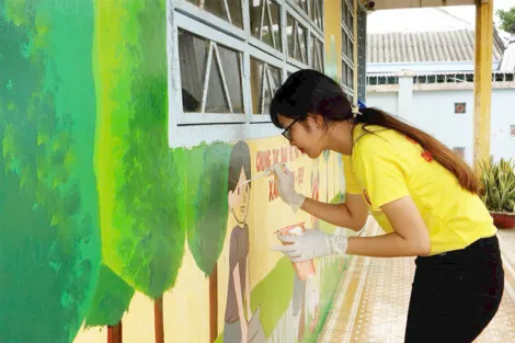 Tấm gương thầm lặng mang đến niềm vui cho mọi người