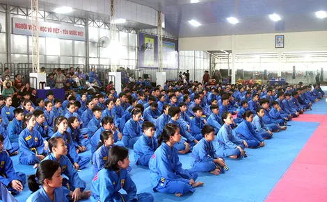 Gần 200 võ sinh thi thăng cấp trung đẳng Vovinam TP Cần Thơ