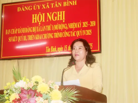 Trong quý III, xã Tân Bình cấp mới 19 giấy đăng ký hộ kinh doanh