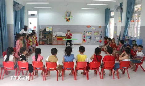 Quy định mới về phổ cập giáo dục mầm non cho trẻ em từ 3-5 tuổi