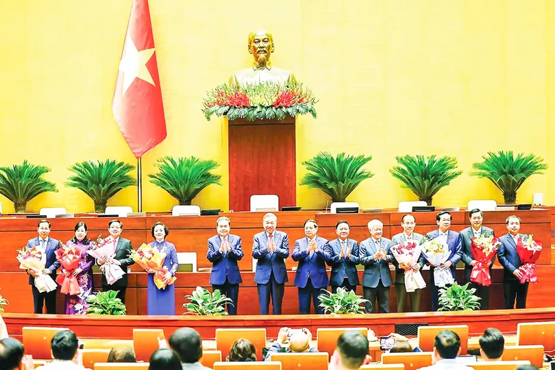 Quốc hội phê chuẩn bổ nhiệm 2 Phó Thủ tướng và 3 Bộ trưởng