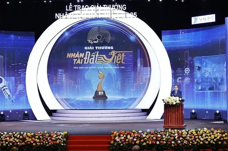 Lễ trao Giải thưởng Nhân tài Đất Việt 2025: Tôn vinh công nghệ kiến tạo