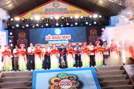 Khai mạc Hội chợ Xúc tiến Thương mại sản phẩm OCOP TP Cần Thơ và đặc sản vùng miền 2025