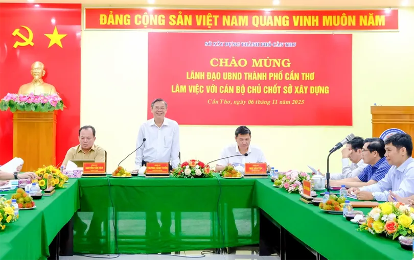Phát huy tinh thần đoàn kết, dân chủ, chủ động sáng tạo hoàn thành các nhiệm vụ