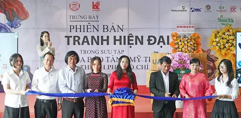 Khai mạc trưng bày “Phiên bản tranh hiện đại”