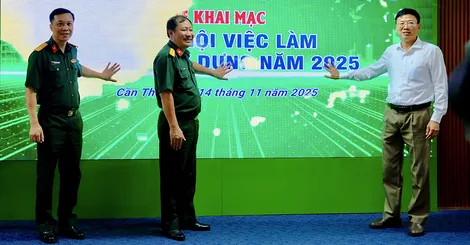 Sôi nổi Ngày hội việc làm ngành xây dựng