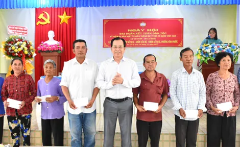 Niềm vui Ngày hội Đại đoàn kết toàn dân tộc tại phường Vĩnh Phước