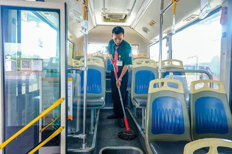 Đảm bảo môi trường xe buýt sạch sẽ, thông thoáng