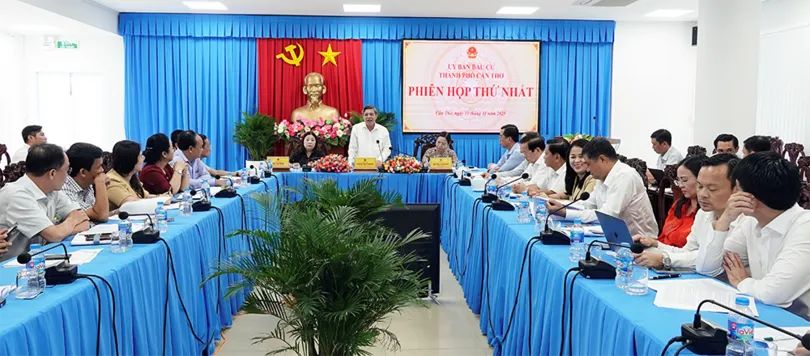 Ủy ban Bầu cử TP Cần Thơ họp phiên thứ nhất