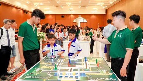 “Số hóa” để nâng cao chất lượng giáo dục và đào tạoBài cuối: Bồi đắp đội ngũ nhà giáo “vừa hồng, vừa chuyên”