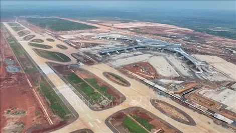 Thủ tướng yêu cầu khẩn trương chuẩn bị tổ chức khánh thành, khởi công các dự án, công trình lớn chào mừng Đại hội XIV của Đảng