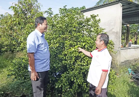Làm để dân tin