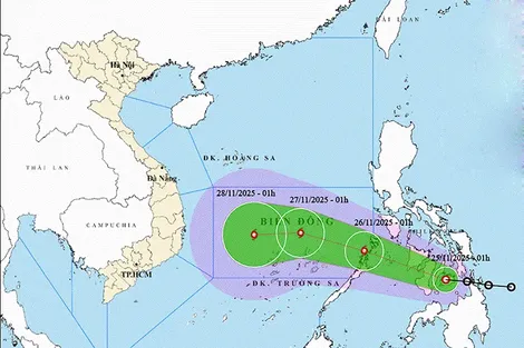 Không khí lạnh tăng cường, áp thấp nhiệt đới hướng vào Biển Đông, biển động mạnh