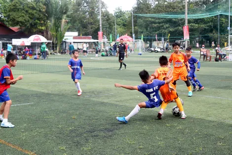Điểm sáng phong trào bóng đá học đường