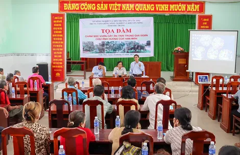 Tọa đàm chăm sóc cây ăn trái trong giai đoạn hạn, mặn