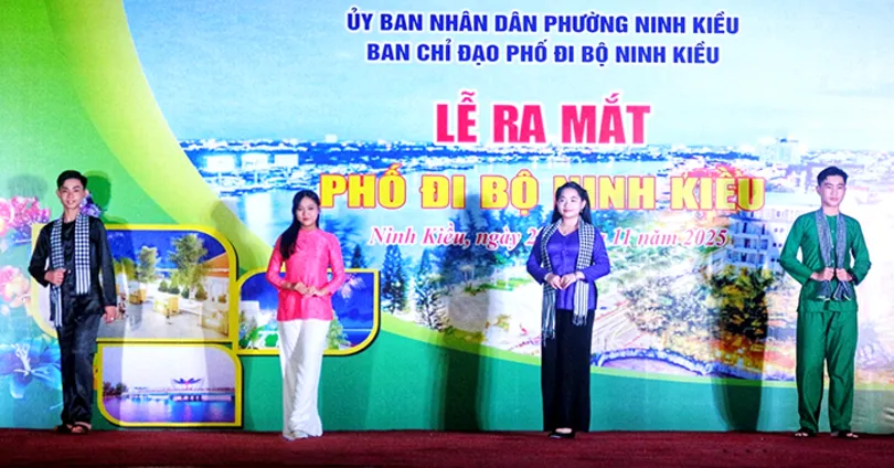 Ra mắt Phố đi bộ Ninh Kiều sau thời gian dài tạm dừng