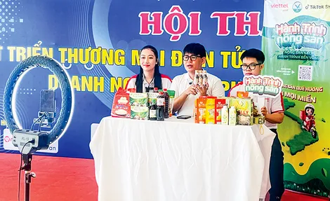 Doanh nghiệp tạo lợi thế cạnh tranh từ chuyển đổi số, tăng trưởng xanh