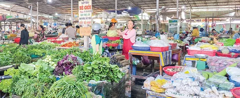 Nguồn cung tăng, giá nhiều loại rau củ quả "hạ nhiệt"