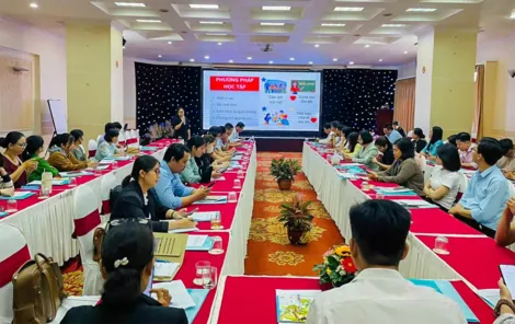 Tập huấn kỹ năng truyền thông phòng, chống tác hại thuốc lá cho cán bộ y tế các tuyến