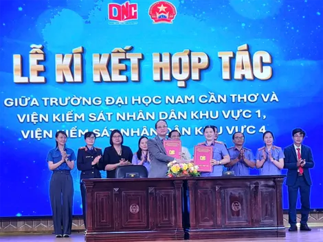 Ký kết hợp tác và tổ chức phiên tòa giả định tuyên truyền pháp luật