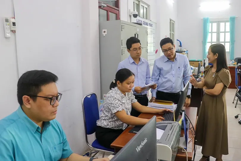 Chuyển đổi số - Nâng cao hiệu lực, hiệu quả chính quyền địa phương 2 cấp
