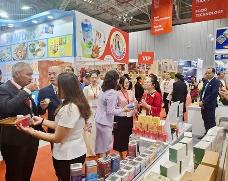 Phục vụ và đồng hành cùng doanh nghiệp