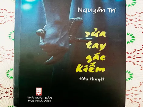 Còn lại gì sau "Rửa tay gác kiếm"?