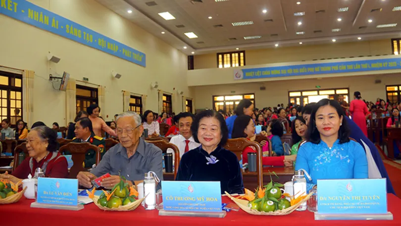 Các cấp Hội LHPN thành phố phải chuyển mình mạnh mẽ, hành động quyết liệt,... đóng góp hiệu quả vào sự nghiệp xây dựng, phát triển địa phương, đất nước