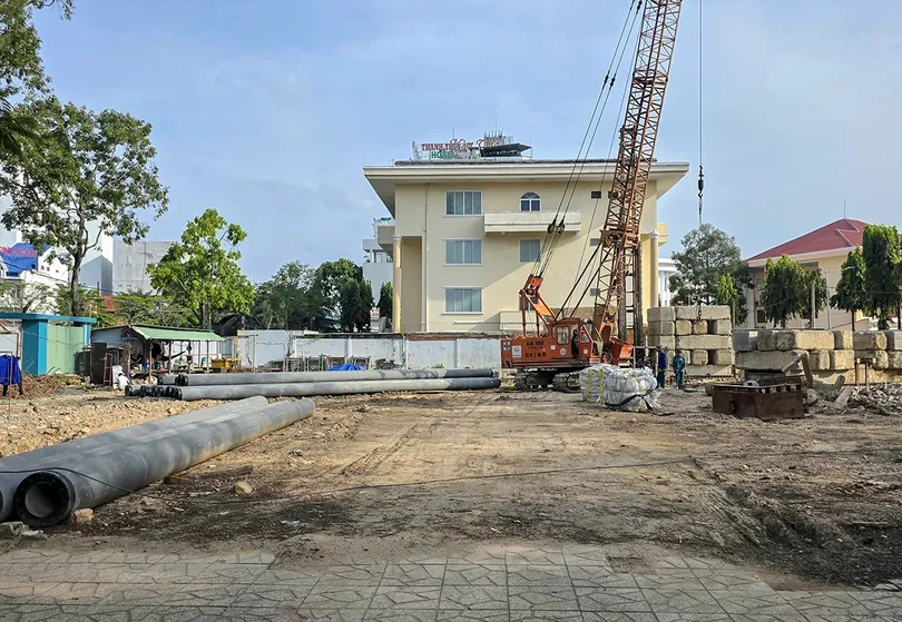Đẩy nhanh tiến độ thi công, sớm hoàn thành các công trình trọng điểm