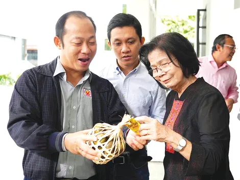 Người mua chi tiêu chặt chẽ, doanh nghiệp phải minh bạch hơn