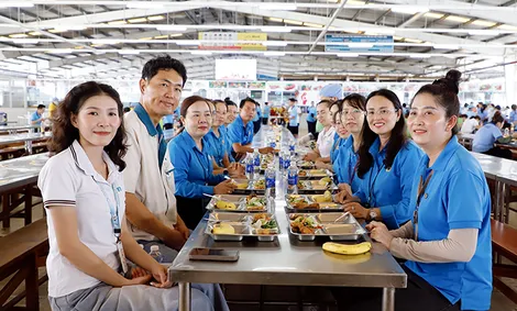 Quan tâm bảo vệ quyền lợi người lao động