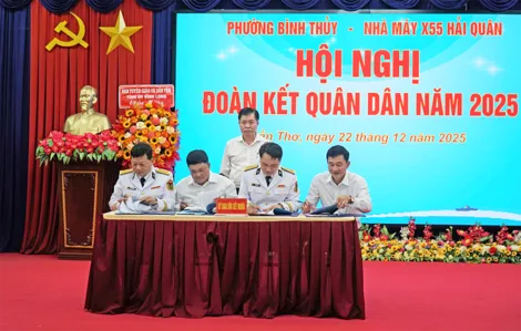 Nhà máy X55 và Đảng ủy, UBND phường Bình Thủy kết nghĩa