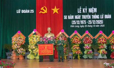 Lữ đoàn Công binh 25 kỷ niệm 50 năm Ngày truyền thống