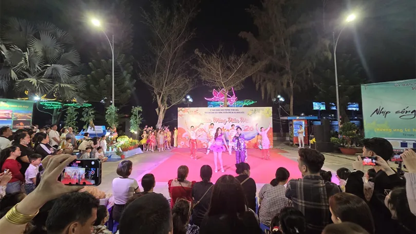 Không khí rộn ràng ở Lễ hội Văn hóa Sông nước Cần Thơ