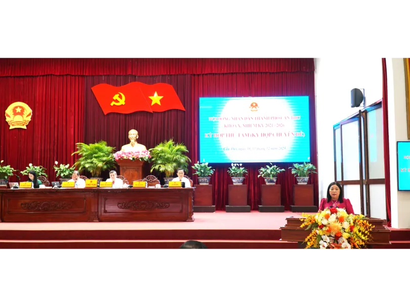 HĐND TP Cần Thơ thông qua nhiều nghị quyết quan trọng