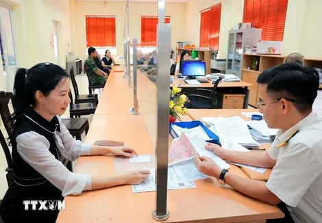 Mức xử phạt đối với 9 hành vi vi phạm hành chính trong lĩnh vực phí và lệ phí