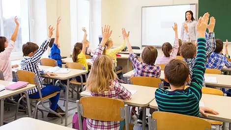 Sớm dạy trẻ cách nhận biết tin giả