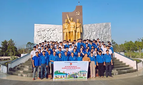 Tuổi trẻ Cần Thơ tổ chức nhiều hoạt động chào mừng Đại hội XIV của Đảng
