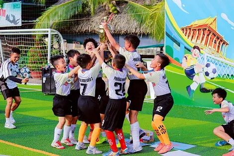 Thêm sân chơi sôi động cho bóng đá thiếu nhi