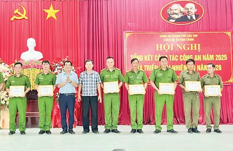 Công an xã Vĩnh Trinh quyết tâm giữ bình yên cho nhân dân