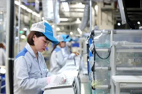 Đại hội XIV của Đảng: Giữ kỷ cương ngân sách, mở đường cho tăng trưởng