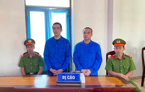 Tổ chức sử dụng trái phép chất ma túy, 2 bị cáo lãnh án 15 năm tù