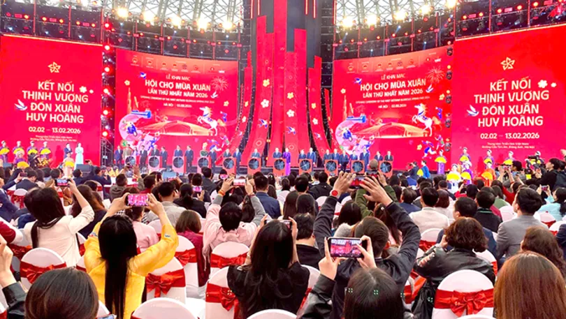 Thủ tướng Chính phủ Phạm Minh Chính: Hội chợ Mùa Xuân lần thứ nhất năm 2026 là “bước chạy đà”, “xung lực” mới và “đòn bẩy” chiến lược khởi tạo sự phát triển bứt phá ngay từ đầu năm