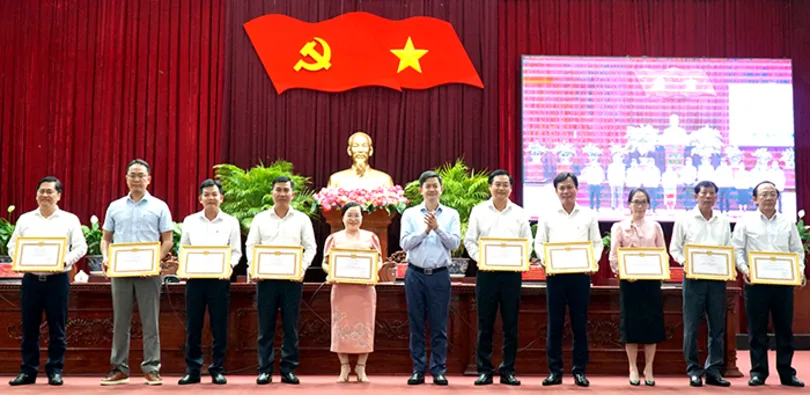 Bài 2: Vững mạnh từ mỗi đảng viên và tổ chức đảng